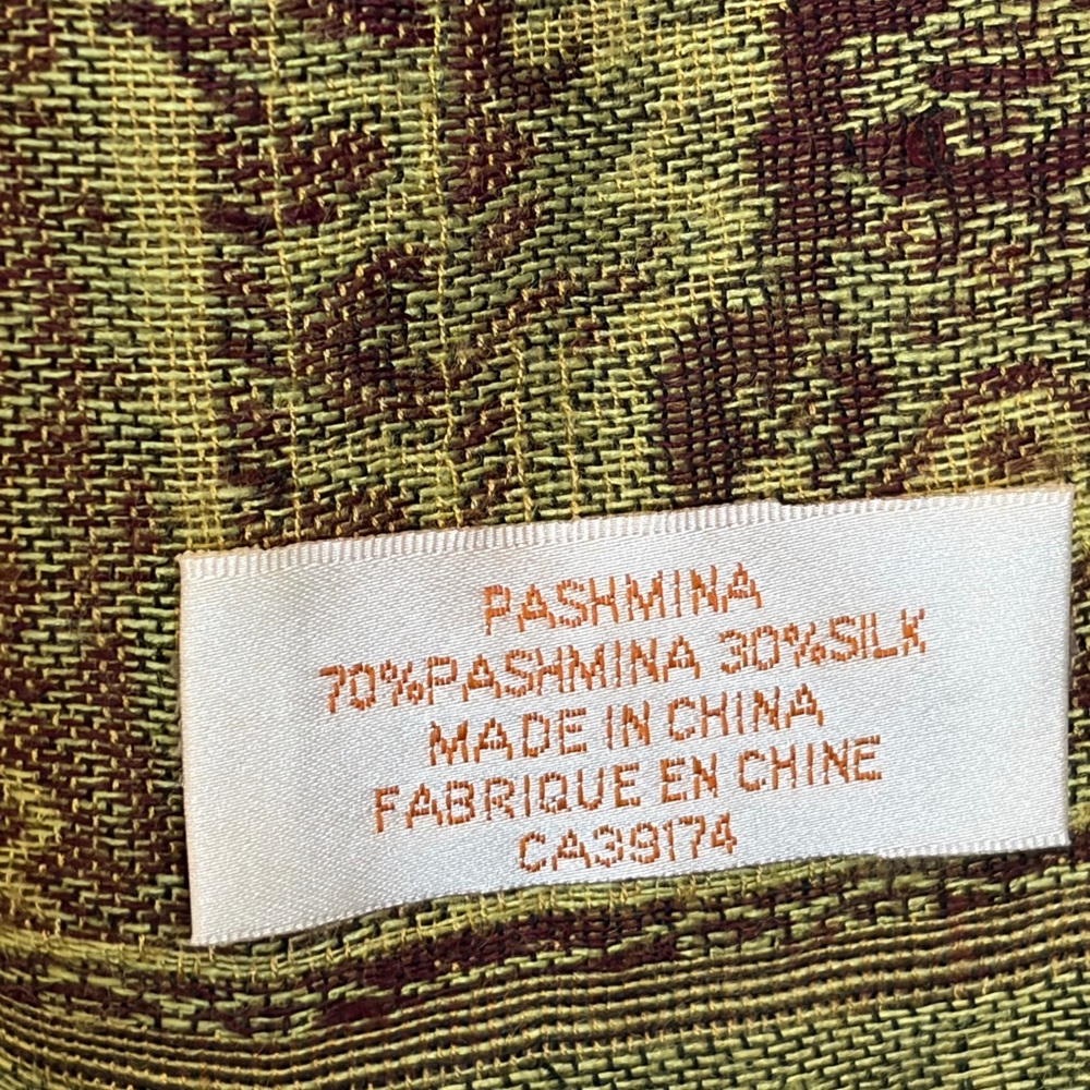 🦋Reversible Butterfly Silk-Blend Pashmina Wrap in Olive & Chocolate🦋Scarf - Picture 2 of 14